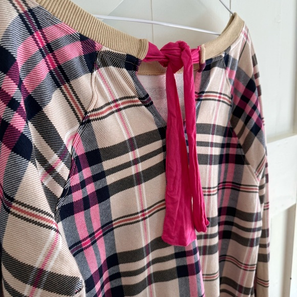 Crown & Ivy Women’s Cream/Pink/Navy Plaid Long Sleeve Scoop Neck Sweatshirt L - Picture 6 of 10